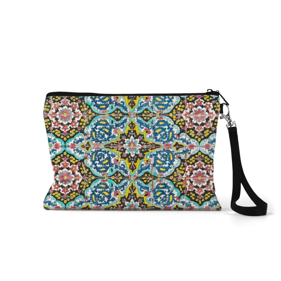 Adelaide Zippered Linen Pouch