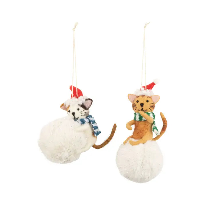 Felt Cat Ornament Snowball Scene
