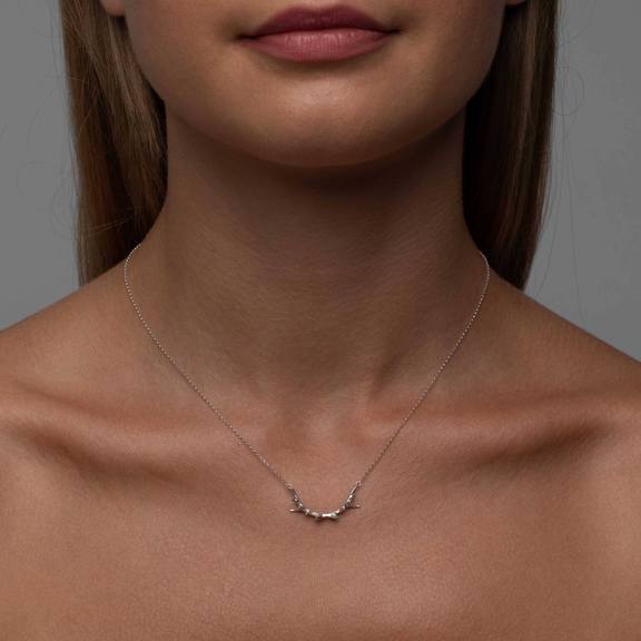 Collier en bois de cerf