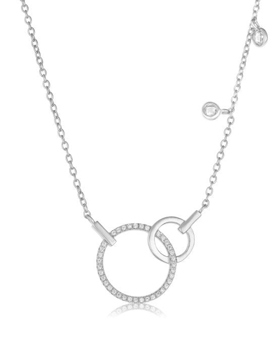 Collier à breloques cercle lié