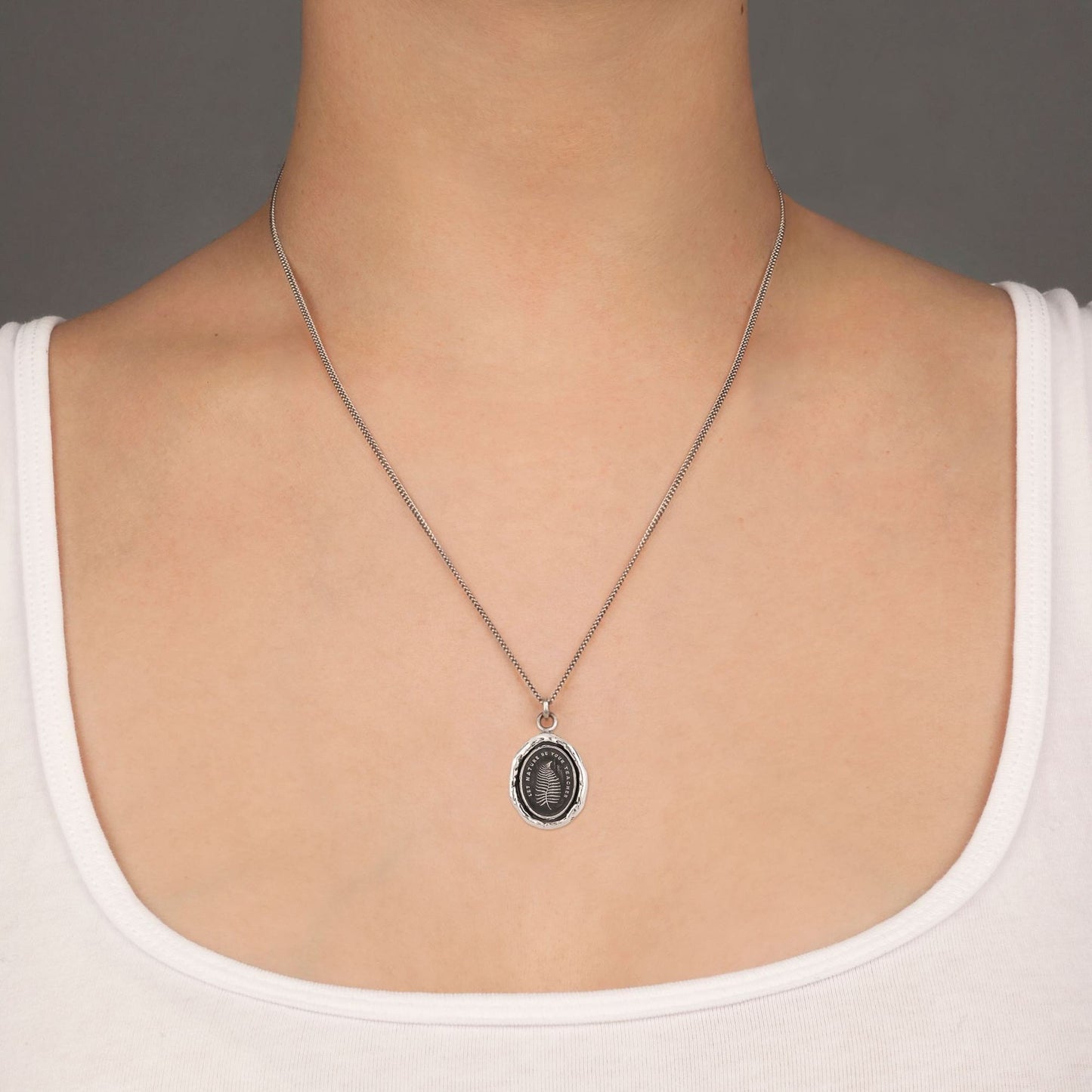 Laissez la nature être votre collier de professeur