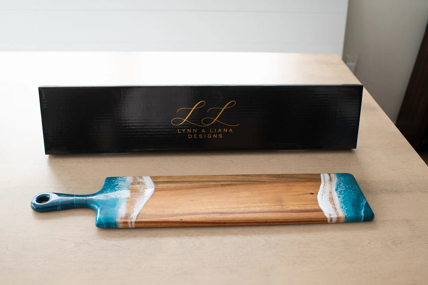 Baguette Acacia Board
