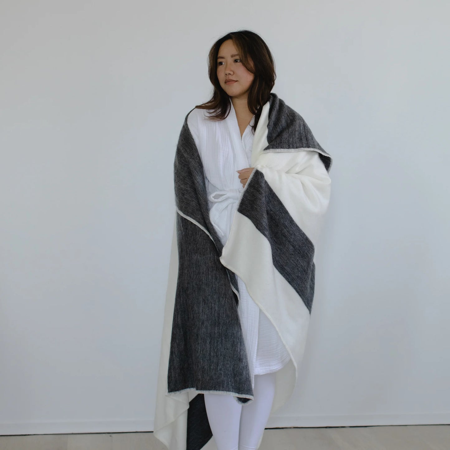 Blanket  Large Throw Raven Stripe