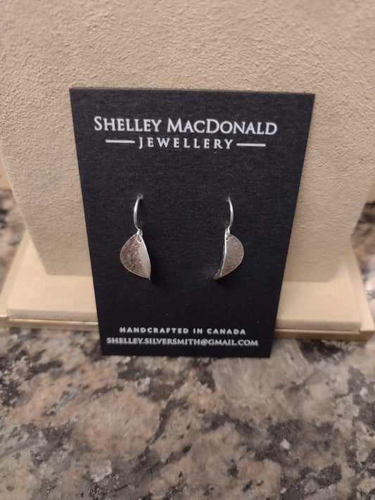 Curved Leaf Dangle Earrings