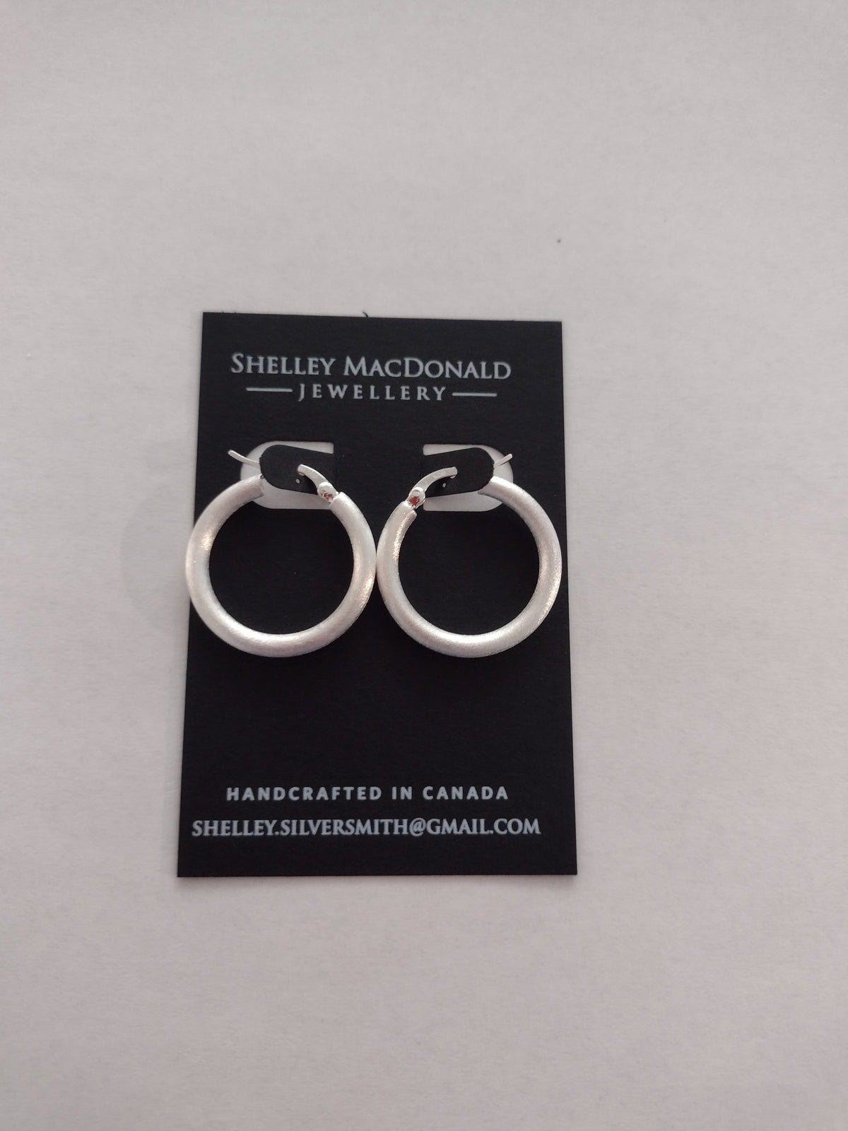 Large Round Hoops Silk Finish