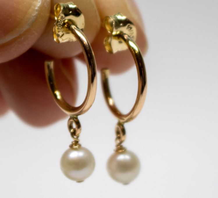 Maisie Pearl Hoop Stud Earrings